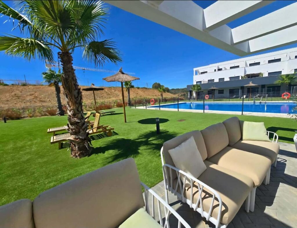 2 bedroom Apartment in Estepona in Estepona - hoofdfoto