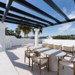 Drie-slaapkamer penthouse in Aloha Gardens, Nueva Andalucía
