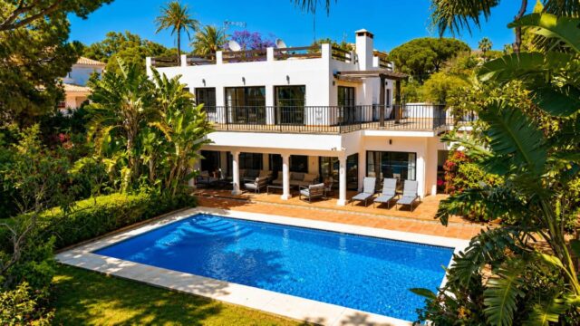 Villa met 6 slaapkamers in Hacienda Las Chapas