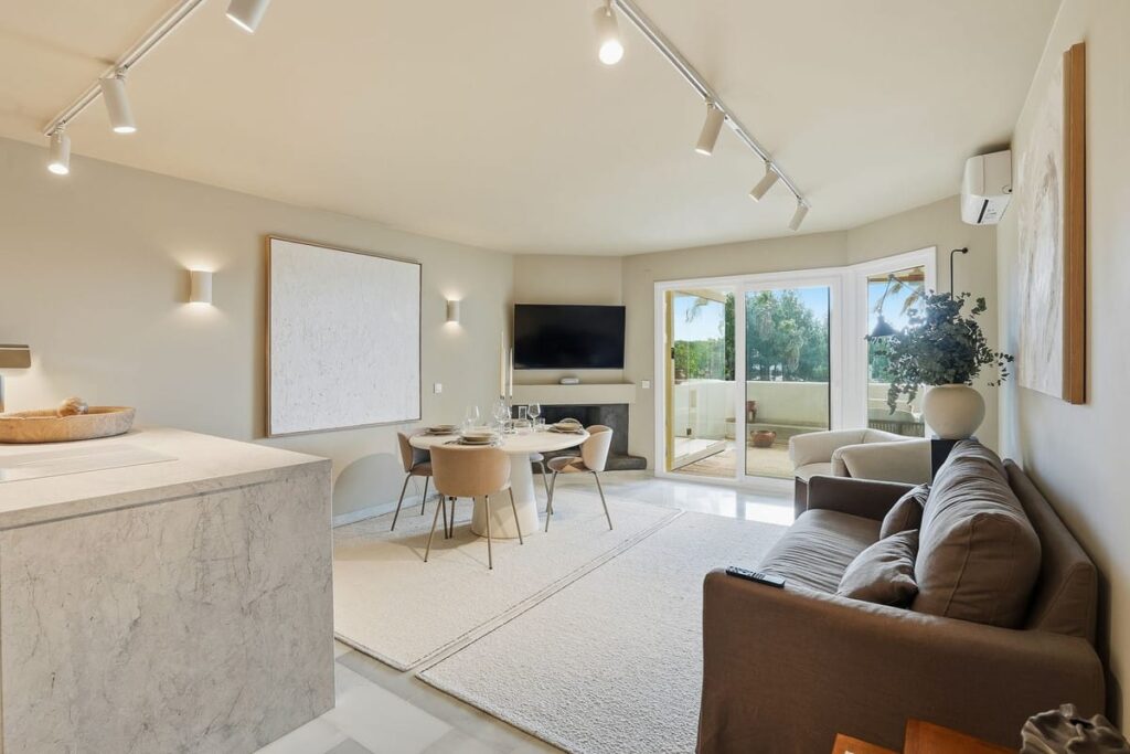 Luxe 3-slaapkamer appartement met privé sauna in Calahonda Golf in Calahonda - hoofdfoto