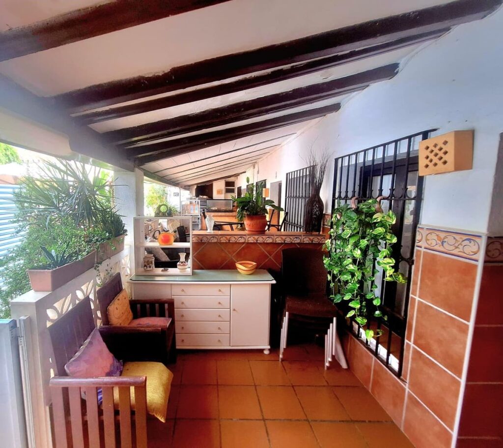 Drie appartementen in Costabella aan de tweede strandlijn in Costabella - hoofdfoto