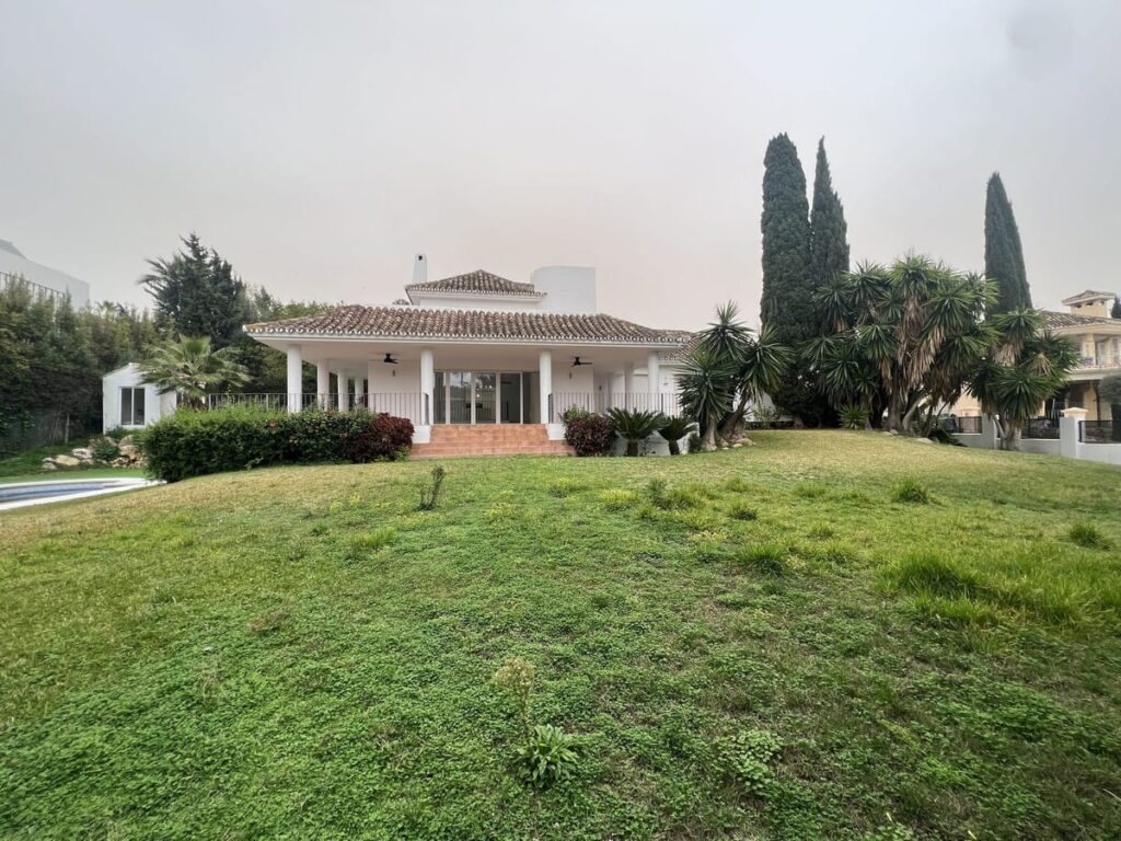 5-slaapkamerhuis in Nueva Andalucía in Nueva Andalucía - hoofdfoto