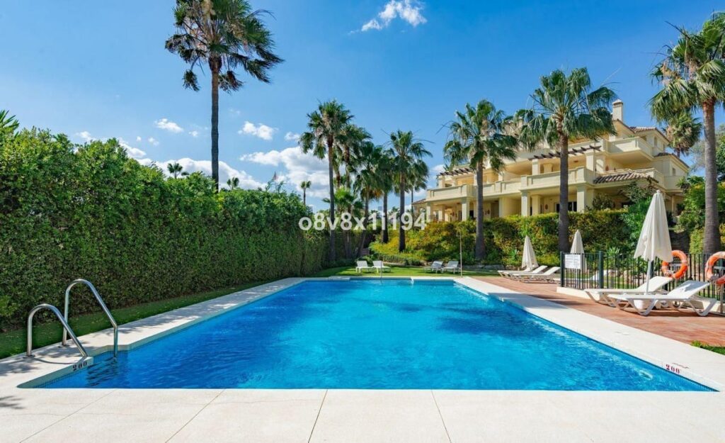 Luxe 2-slaapkamer appartement in Casares in Casares - hoofdfoto