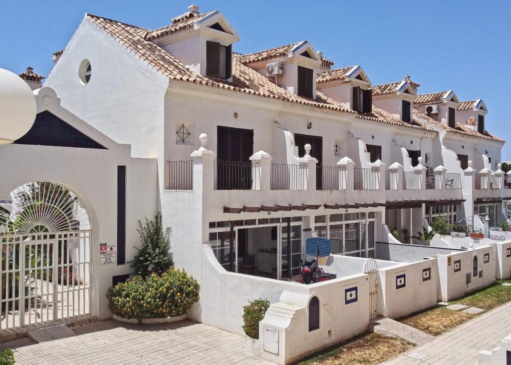 Hoekwoning met 4 slaapkamers in Fuengirola in Fuengirola - hoofdfoto