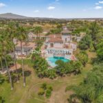 Villa met 6 slaapkamers in Estepona
