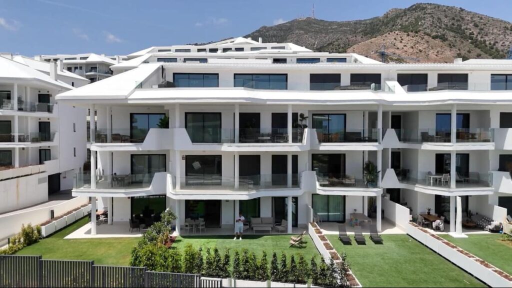 2-slaapkamerappartement in Fuengirola met grote privé-tuin in Fuengirola - hoofdfoto