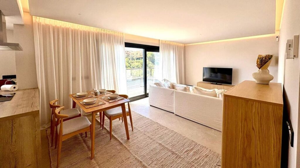 Exclusieve duplexpenthouse in Marbella Lake, Marbella in Nueva Andalucía - hoofdfoto