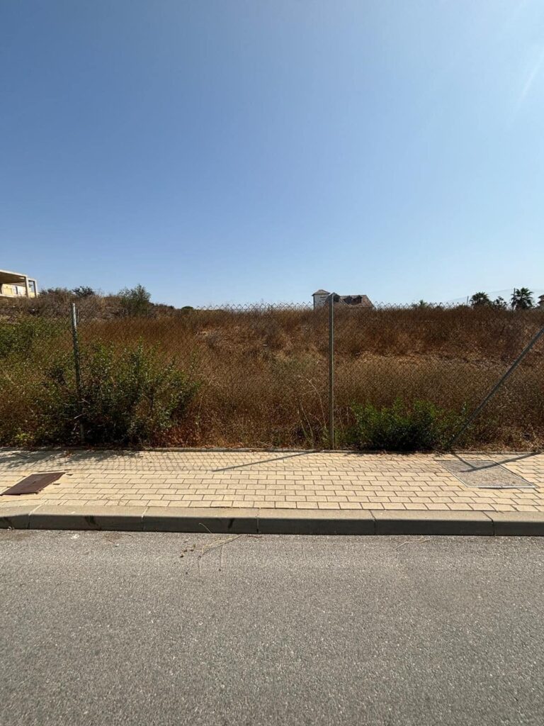 Plot in Casares Playa in Casares Playa - hoofdfoto