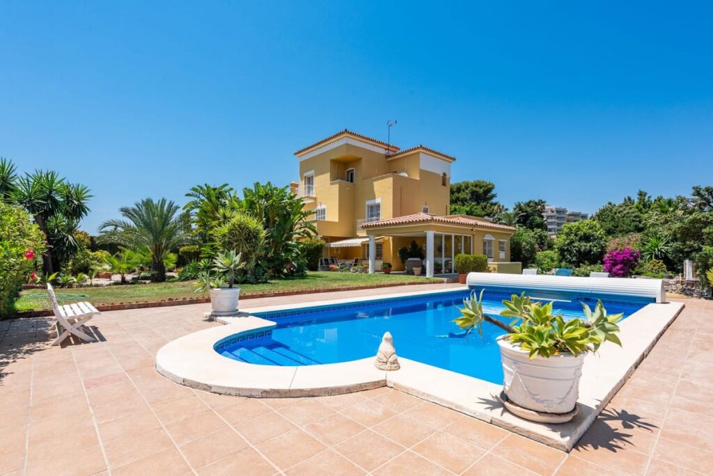 Panoramische villa met zeezicht te koop nabij Atalaya Golf – Gouden Driehoek in Atalaya - hoofdfoto
