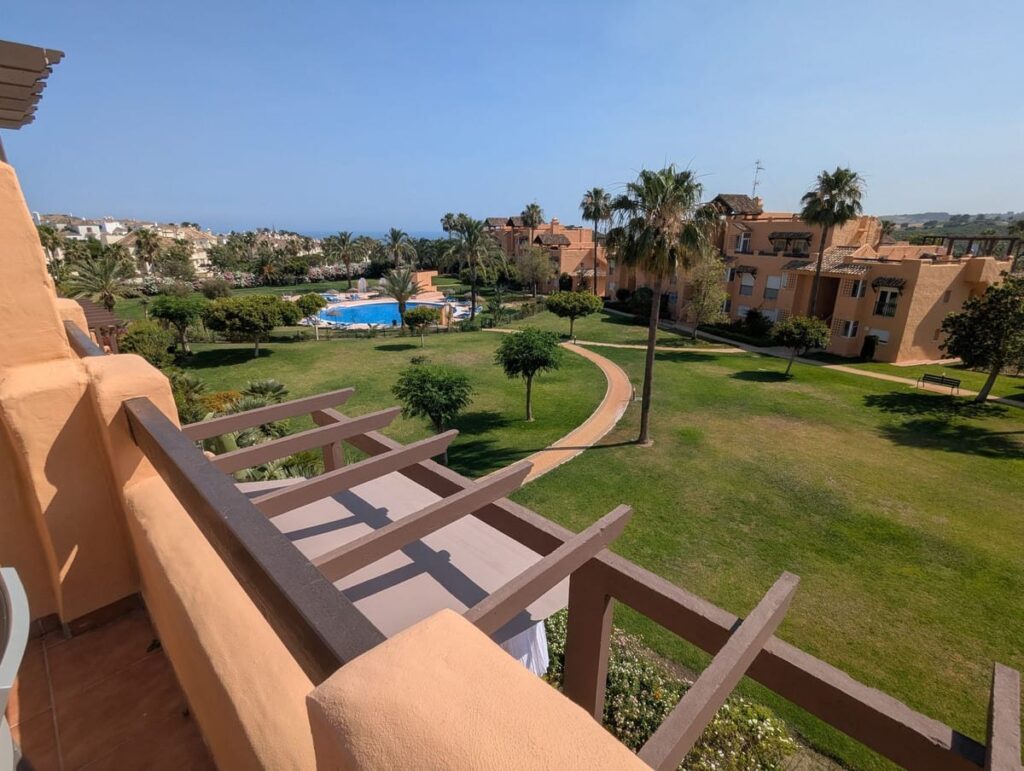 2-slaapkamer duplex penthouse met panoramisch uitzicht in Casares in Casares - hoofdfoto