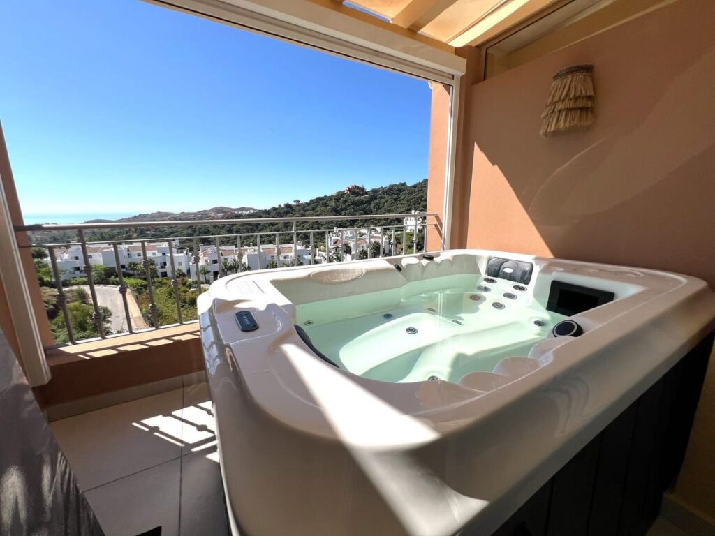 4-slaapkamerwoning in Ojén (La Mairena) in Ojén - hoofdfoto