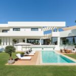 6 bedroom House in Los Flamingos