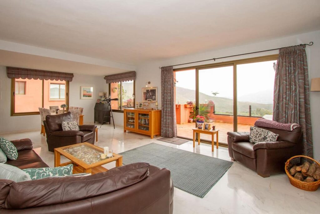 Twee-slaapkamer appartement in La Mairena in La Mairena - hoofdfoto