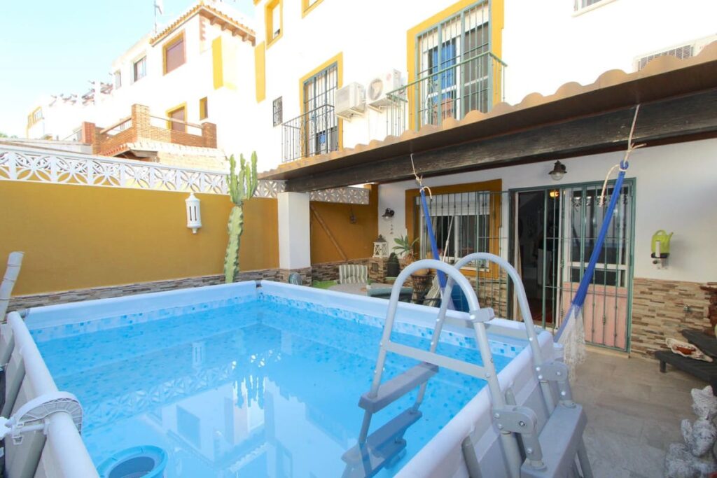 5-slaapkamer stadswoning in Marbella met onafhankelijk studio-appartement in Marbella - hoofdfoto