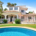 5 bedroom House in Calahonda