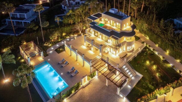 6-slaapkamer villa in Nueva Andalucía