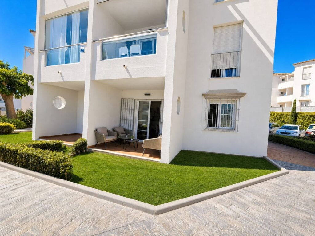 88 m² 3-slaapkamer appartement op begane grond in La Duquesa in La Duquesa - hoofdfoto