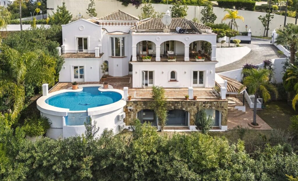 5 bedroom House in La Quinta in La Quinta - hoofdfoto