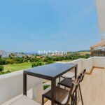 2-slaapkamer appartement in Estepona met uitzicht op golf en zee