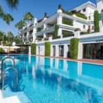 4 bedroom Apartment in Estepona