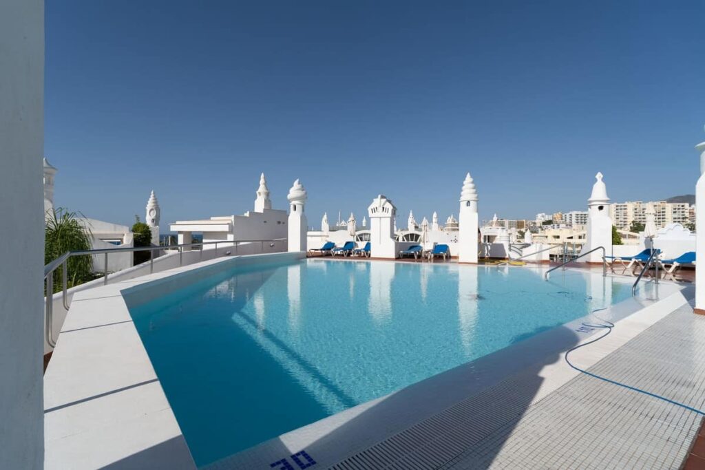 Drie slaapkamers penthouse duplex met zeldzaam potentieel op Puerto Marina, Benalmádena Costa in Benalmadena Costa - hoofdfoto