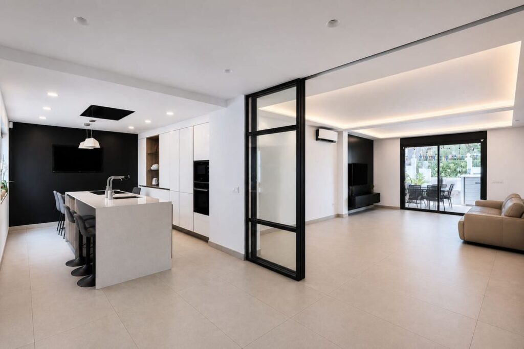 9-slaapkamer halfvrijstaande villa in Nueva Andalucía, Marbella in Nueva Andalucía - hoofdfoto