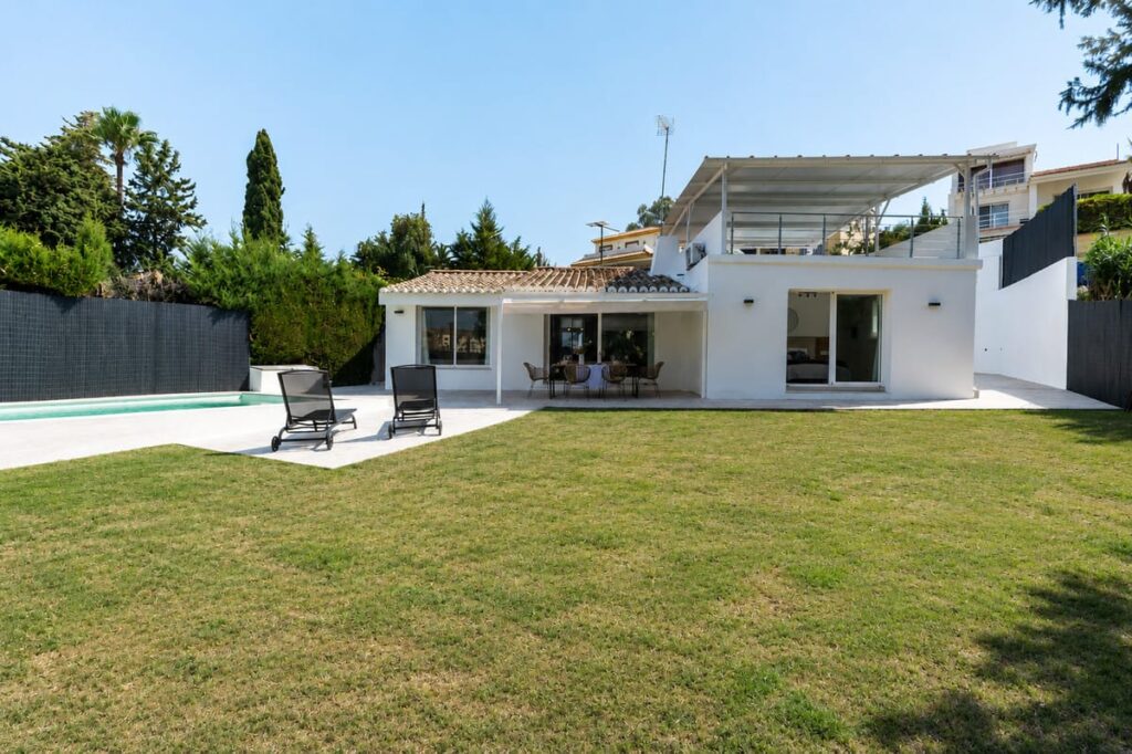 Vrijstaande villa met mediterrane charme in Estepona (Valle Romano) in Estepona - hoofdfoto