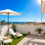 Drie-slaapkamer duplex-penthouse in Estepona
