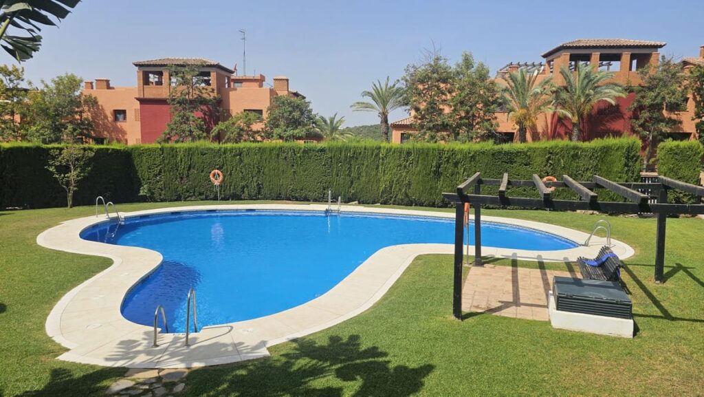 Appartement met 2 slaapkamers in Casares in Casares - hoofdfoto