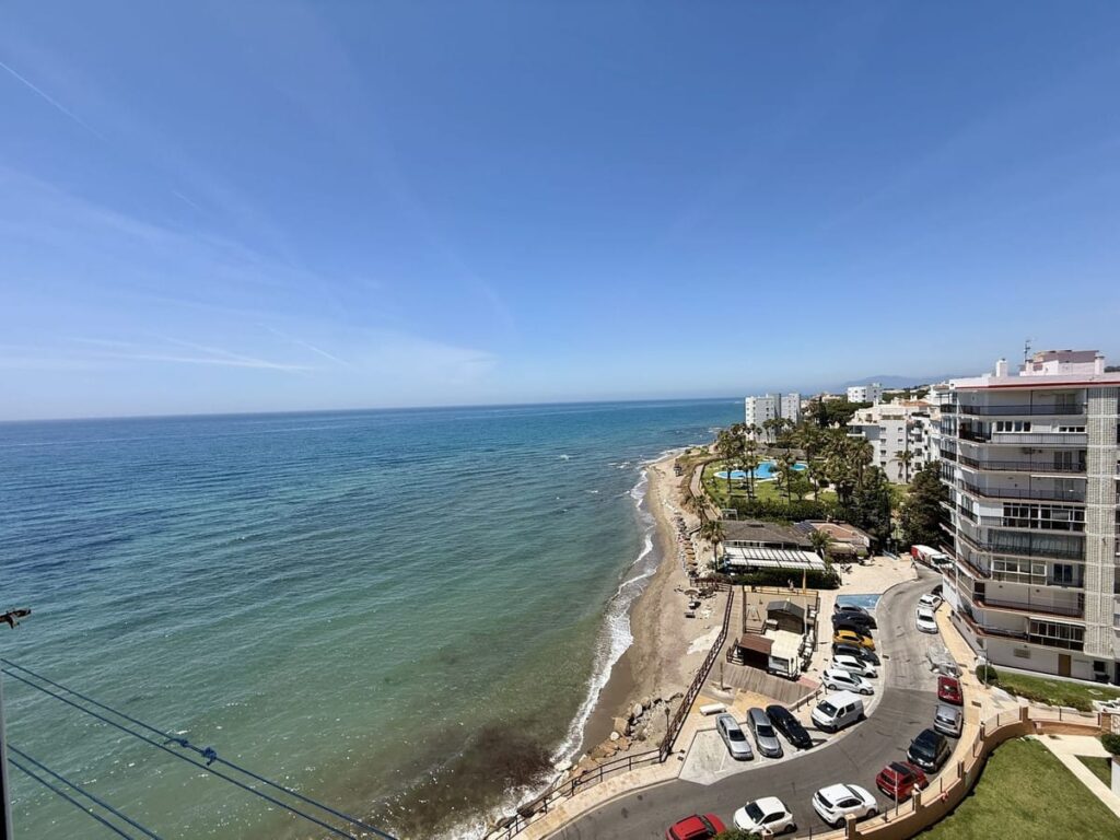 Spectaculair 2-slaapkamer gelijkvloers appartement – Edificio Almirante, Mijas in Calahonda - hoofdfoto