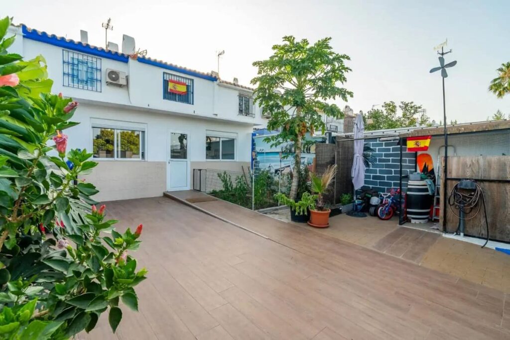 Twee-slaapkamer tussenwoning in Atalaya in Atalaya - hoofdfoto