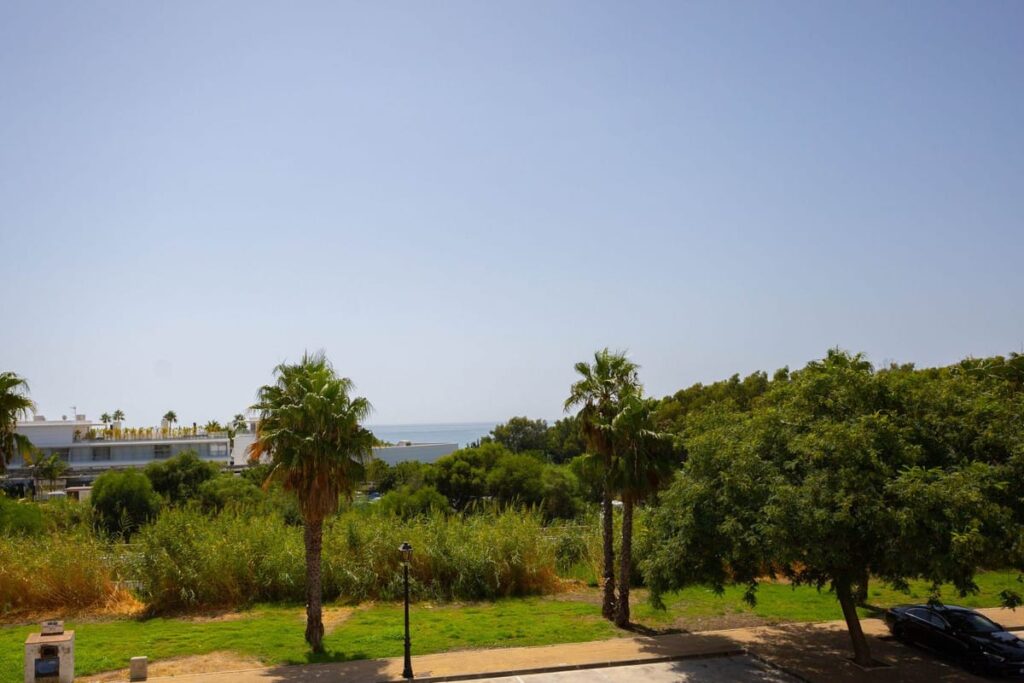 2-slaapkamer appartement met zeezicht in Estepona in Estepona - hoofdfoto