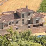 Villa in Manilva met 5 slaapkamers, zwembad en huisbioscoop