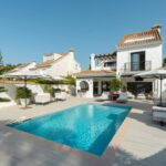 Villa met 5 slaapkamers in Nueva Andalucía