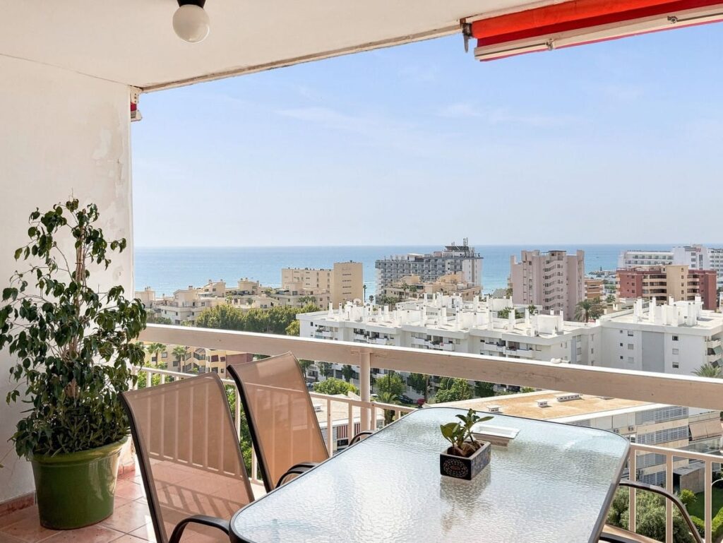 2-slaapkamer appartement in Montemar met panoramisch zeezicht in Montemar - hoofdfoto