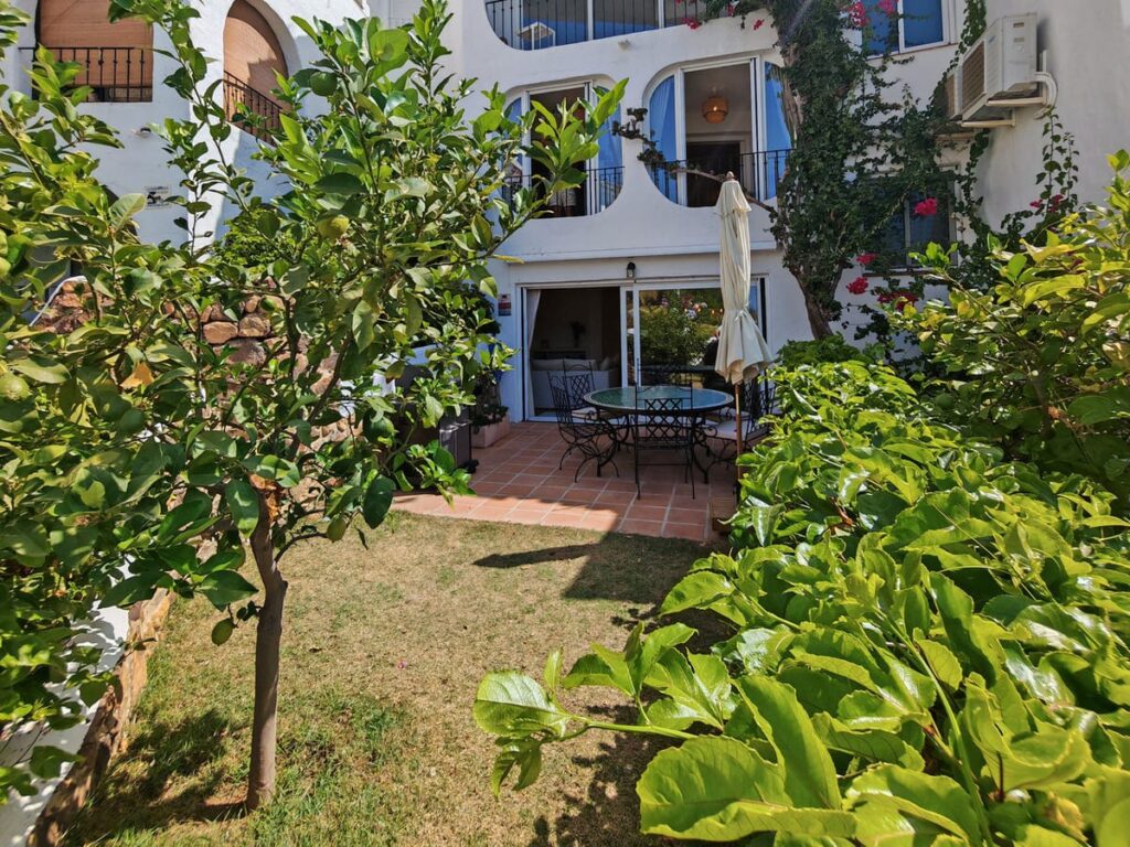 4-slaapkamer stadswoning in Los Altos de los Monteros, Marbella in Altos de los Monteros - hoofdfoto