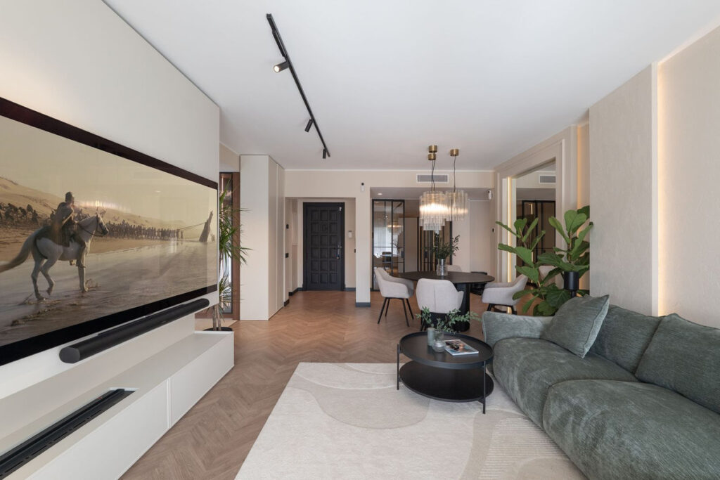 Elegant volledig gerenoveerd 4-slaapkamer gelijkvloers appartement in Benahavís in Benahavís - hoofdfoto