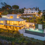 4-slaapkamer villa in El Rosario, Marbella Oost met panoramisch zeezicht