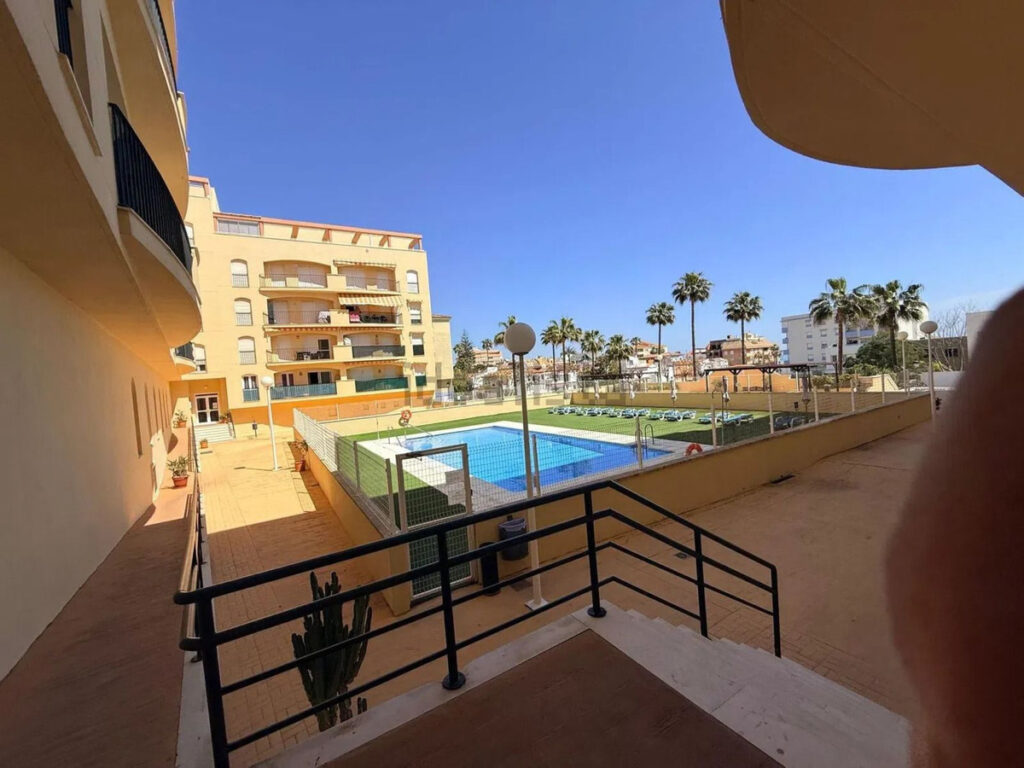 Appartement met 2 slaapkamers in San Luis de Sabinillas in San Luis de Sabinillas - hoofdfoto