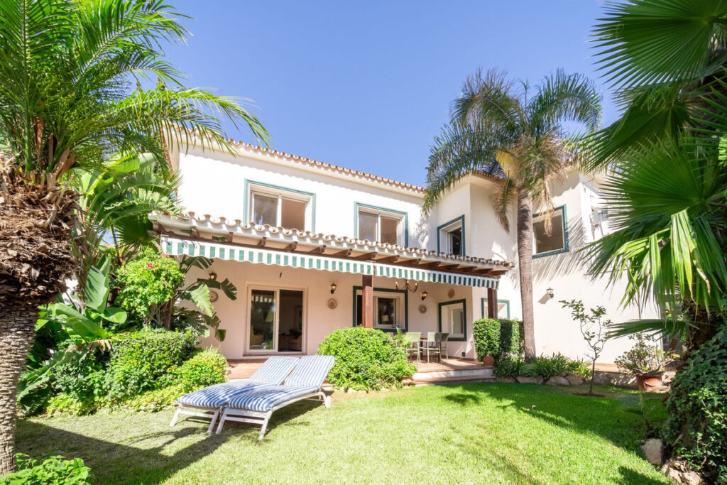 4-slaapkamer villa in Marbesa in Marbesa - hoofdfoto