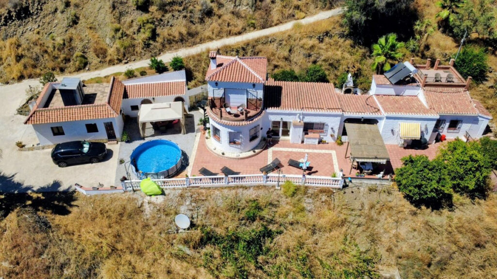Finca met 3 slaapkamers in Sayalonga met panoramisch zeezicht en toeristische verhuurlicentie in Sayalonga - hoofdfoto