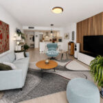Drie-slaapkamer penthouse met solarium in Benahavís