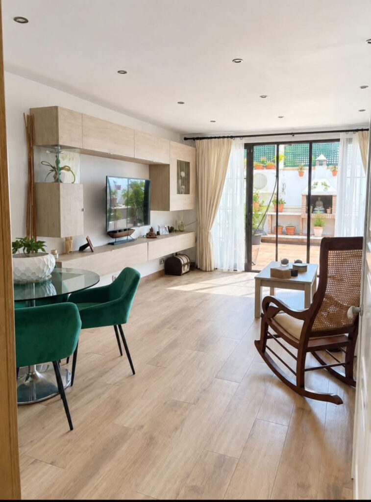 Rijtjeshuis met 3 slaapkamers in Elviria in Elviria - hoofdfoto
