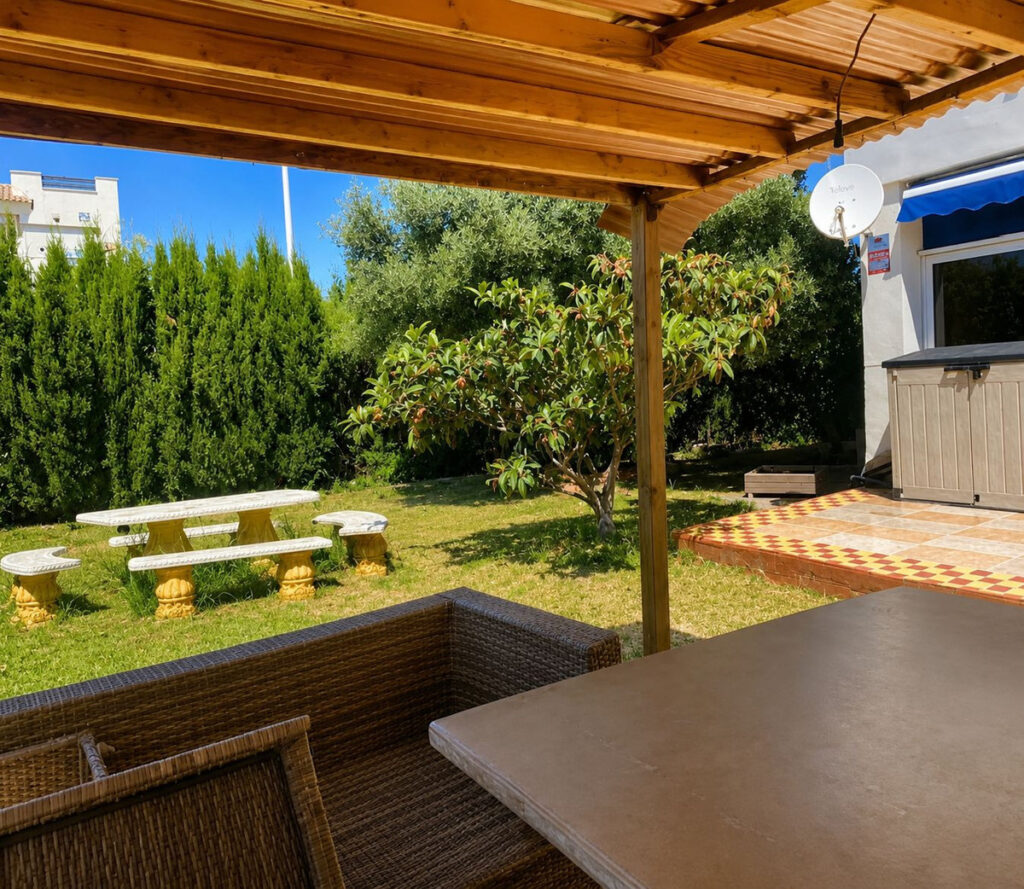 2-slaapkamer appartement in Nueva Andalucía met privé-tuin in Nueva Andalucía - hoofdfoto