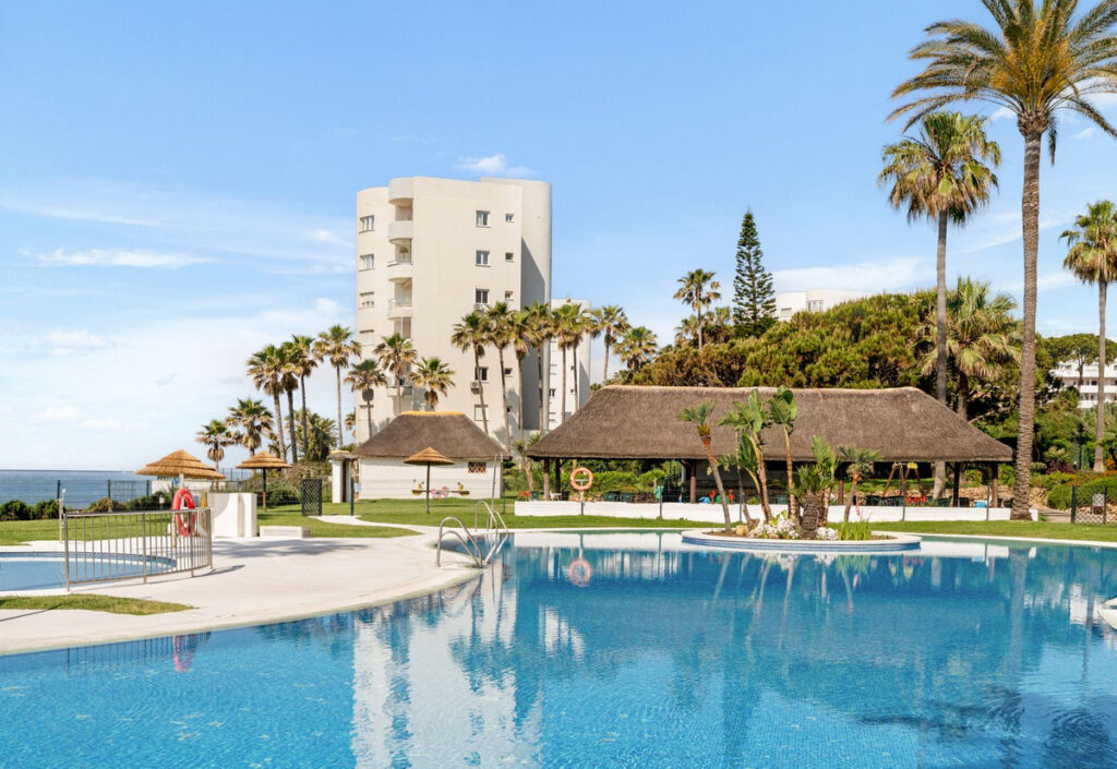 2-slaapkamer appartement aan het strand in Calahonda in Calahonda - hoofdfoto