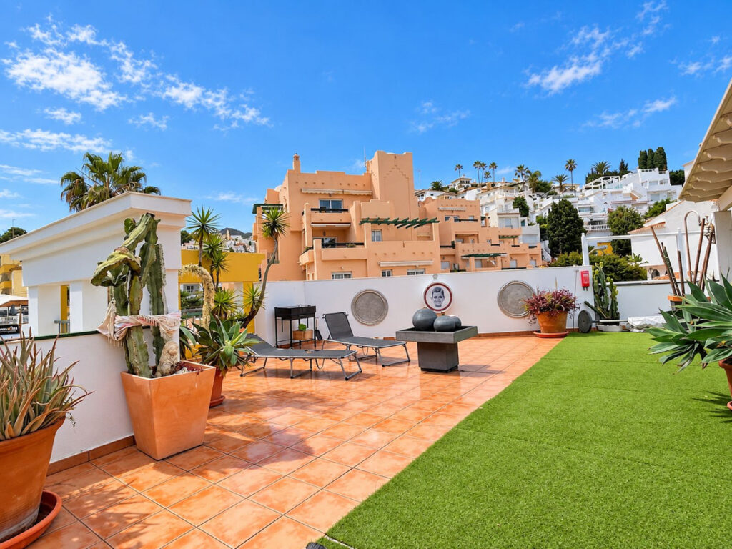 Twee-slaapkamer penthouse in Nerja in Nerja - hoofdfoto