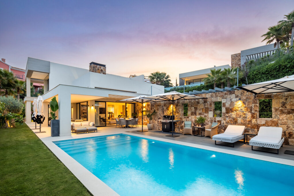 5 bedroom House in Nueva Andalucía in Nueva Andalucía - hoofdfoto
