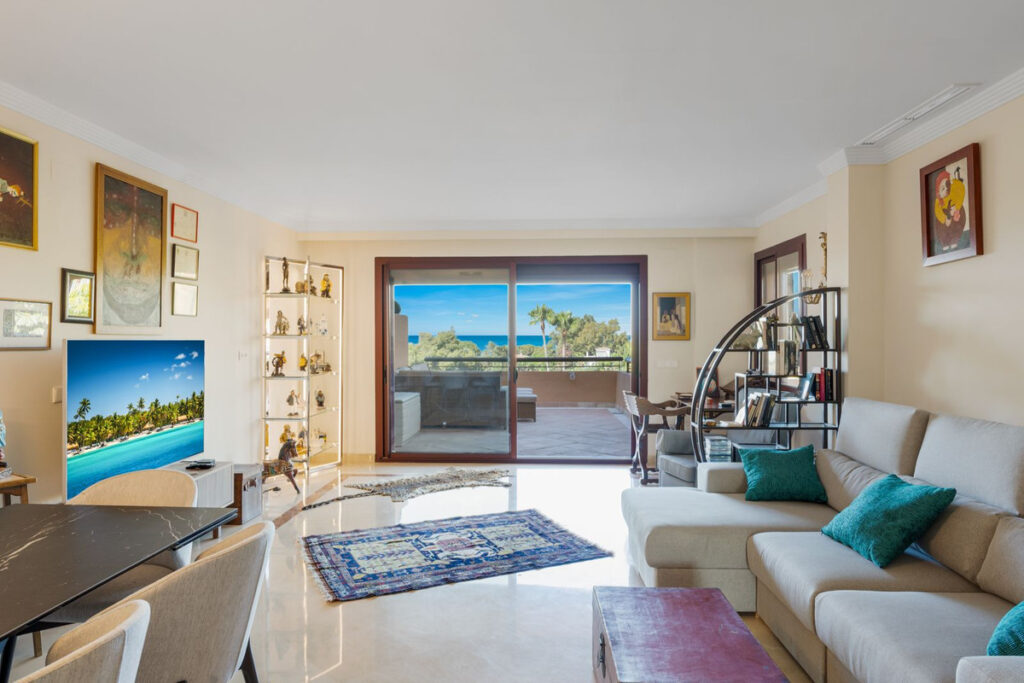 Luxe 3-slaapkamer appartement met 4 badkamers aan Bahía de Marbella in Bahía de Marbella - hoofdfoto