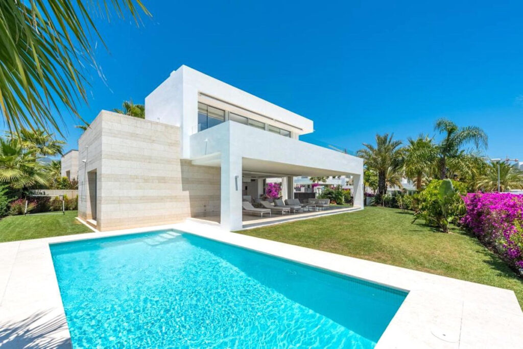 Vijf-slaapkamer villa in Río Real in Río Real - hoofdfoto