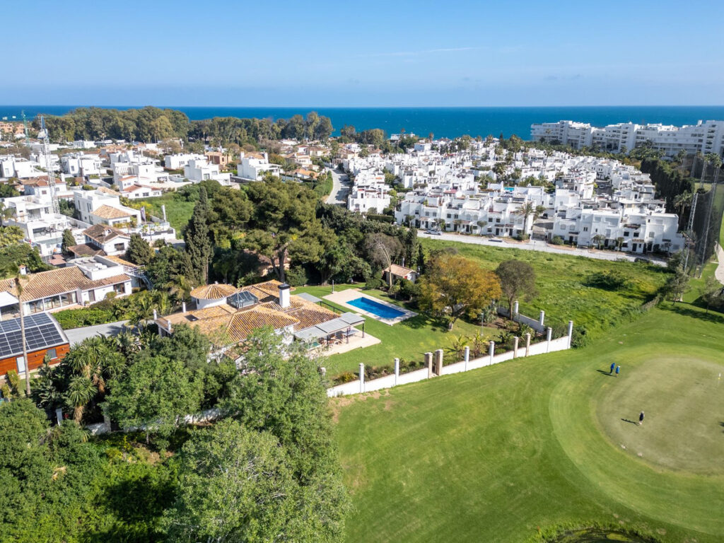 4-slaapkamer villa aan de golfbaan in Linda Vista, San Pedro de Alcántara in San Pedro de Alcántara - hoofdfoto